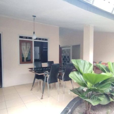 Sadana Villahouse Ngadinegaran Yogyakarta Eksteriør billede