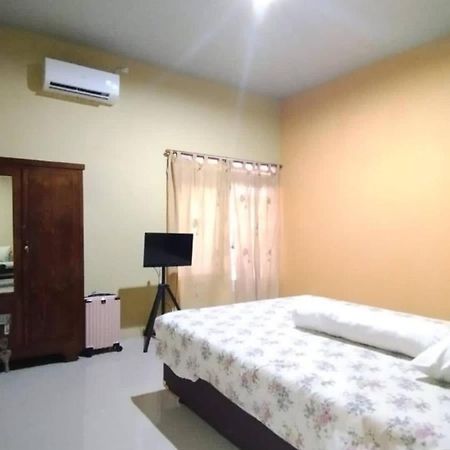 Sadana Villahouse Ngadinegaran Yogyakarta Eksteriør billede
